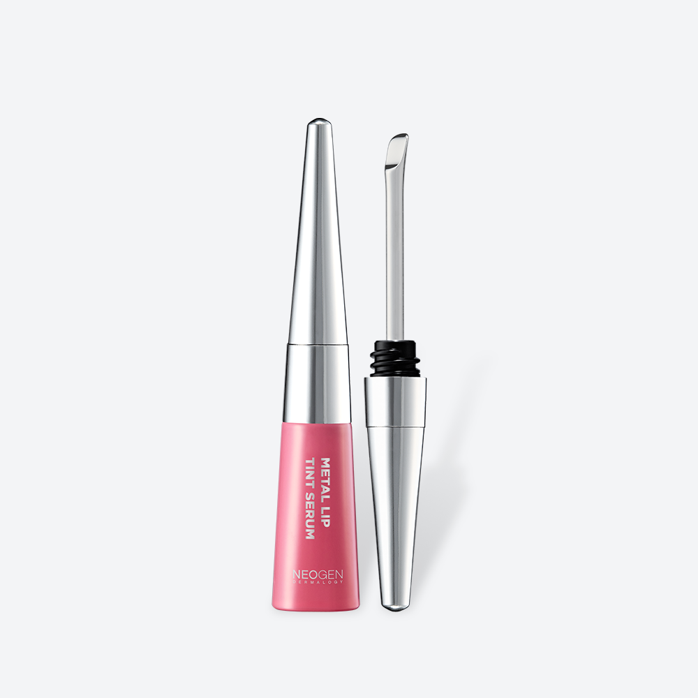 CREATE YOUR METAL LOOK — Volume + Slim Metal Mascara + Mellow Berry